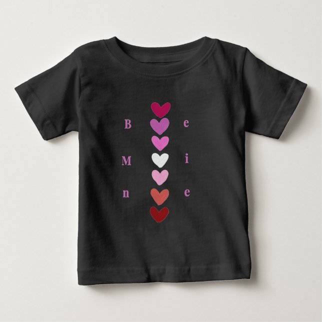 Be Mine Minimal Heart Stack Valentine T-Shirt (Devant)