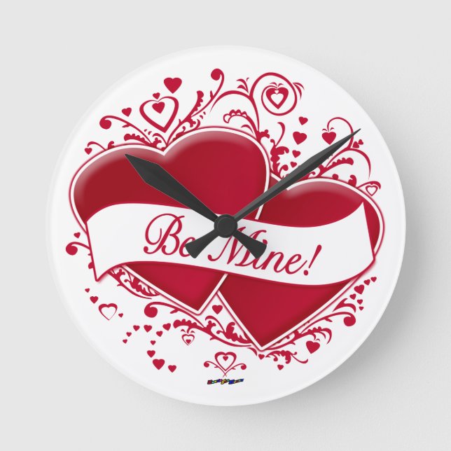 Be Mine! Red Hearts Runde Wanduhr (Vorderseite)