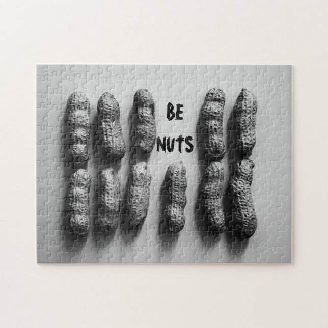 "Be Nuts" Erdnussfotografie (Horizontal)