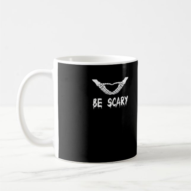 Be Scary Halloween Skeleton Over Heart Kaffeetasse (Links)