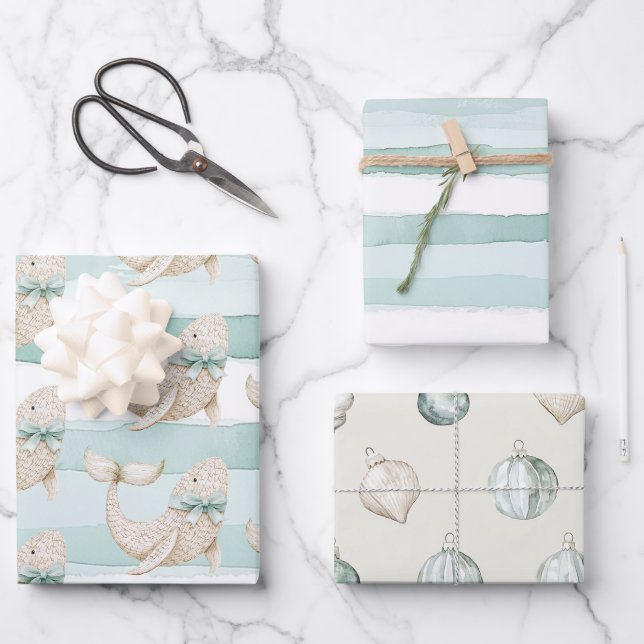 Beach Blue Coastal White Whale Stripes Christmas   Geschenkpapier Set (Vorderseite)
