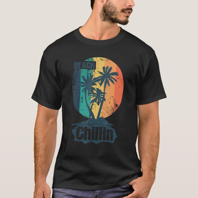 Beach Chillin am Strand T-Shirt (Vorderseite)