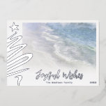 BEACH CHRISTMAS CARD | MODERNE NAUTIKKÜSTE FOLIEN FEIERTAGSKARTE<br><div class="desc">Mit dieser modernen und minimalistischen Silber-Folie Weihnachtskarte mit einer Meereswellen abstrakte Aquarellmalerei senden Sie fröhliche Wünsche! Dieses Design ist einfach und funktioniert gut mit fast jedem Landschaftsstrand Foto (besonders mit den künstlerischen Strandbildern mit Highkey- und Lichttönen), wenn man will, das Bild zu tauschen - einfach eigene Strandbilder einfügen und mit...</div>