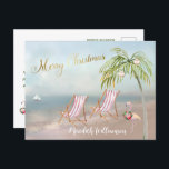 Beach Flamingo Frohe Weihnachtsbudget Postcard Postkarte<br><div class="desc">Frohe Weihnachten an diesem schönen Watercolor Beach - friedliche und sanfte Szene mit zwei Liegestühlen - freundlicher Flamingo mit schönem Kranz - Palm mit ein paar Ornamenten. Auch in verschiedenen Papiergewichten erhältlich - Ihre Auswahl. Alle Design-Fragen, senden Sie einfach eine E-Mail an charmdesignstudio@rcn.com und wir freuen uns, Ihnen zu helfen....</div>