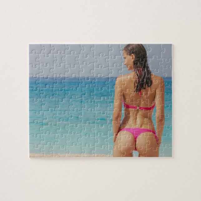 BEACH GIRL G STRING BIKINI JIGSAW PUZZLE (Horizontal)