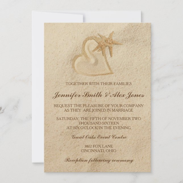 Beach Hochzeit in Urlaubsort Einladung Sand & Herz (Vorderseite)