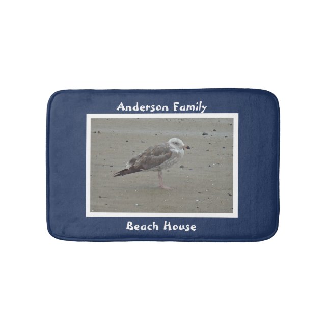 Beach House Artistic Seagull on Sand Ocean Animal Badematte (Vorderseite)