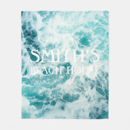 Beach House Ocean Wave Custom Familienname Fleecedecke