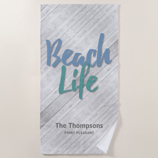 Beach Life mit Namen und Lage Holzsteg Strandtuch (Vorderseite)