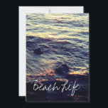 Beach Life Quotes Waves Ocean Sunset Water Landsch Feiertagskarte<br><div class="desc">Gedruckt mit einer schönen und ruhigen Szene von schönen Ozeanwellen im Strand!</div>