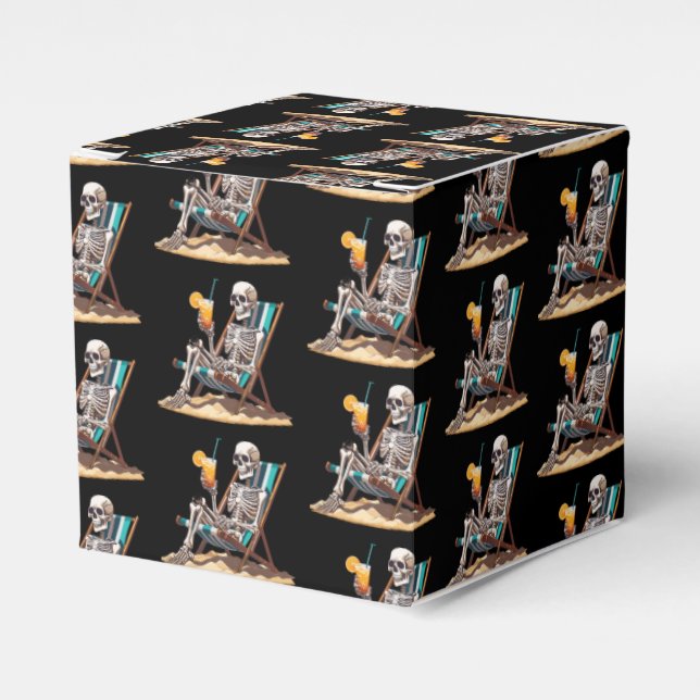 Beach Lounges Skeleton Halloween Geschenkschachtel (Vorderseite)