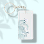 Beach Palm Hotel Zimmer Nummer Schlüsselanhänger<br><div class="desc">Elegantes tropisches Stranddesign mit blauen Palmen. Einfach anzupassen.</div>