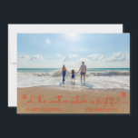 Beach Tropical Vacation Holiday Weihnachten Foto<br><div class="desc">Dieses Design entstand durch digitale Kunst und kann in dem Bereich personalisiert sein, der durch das Ändern des Fotos und/oder Textes zur Verfügung gestellt wird. Oder Sie können es anpassen, indem Sie den Mausklick auswählen, um weitere Optionen anzupassen, um die Farbe des Hintergrunds zu löschen oder zu ändern, Text hinzuzufügen,...</div>