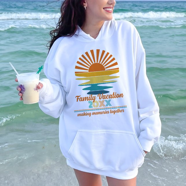 Beach Vacation Family Friends Custom Cool Sunset Hoodie (Von Creator hochgeladen)