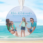 Beach Vacation Foto Keepake 2 Seite Weihnachten Ornament<br><div class="desc">Chic individualisierbare Beach-Foto Weihnachtsschmuck, dass Mele Kalikimaka oder Ihren eigenen Text mit Ihrem Lieblings-tropischen Foto in der Sonne liest. Fügen Sie ein Foto Ihrer Lieblingsgedächtnisse aus Ihrem Inselurlaub an die Küste vorne und ein Foto auf der Rückseite. Ein wunderschönes Schmuckgeschenk an der Küste mit hübschem blauen Schriftzeichen über dem Bild....</div>