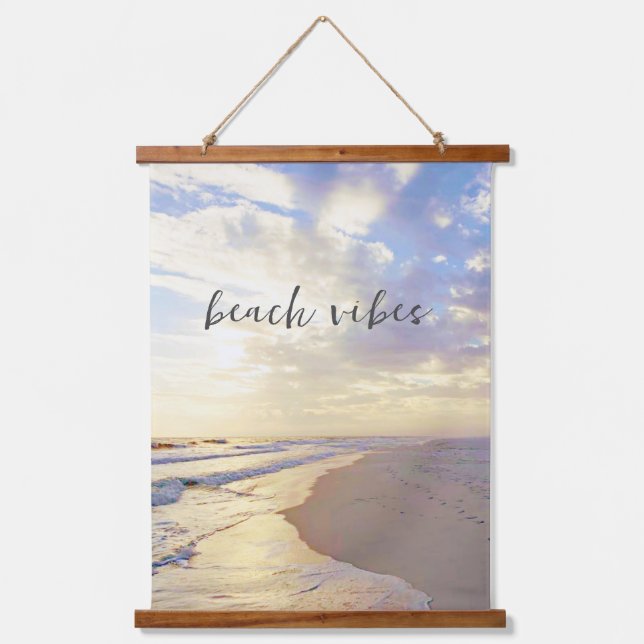 Beach Vibes Ocean Waves Sonnenuntergang Holz Scrol Wandteppich Mit Holzrahmen (Vorderseite)
