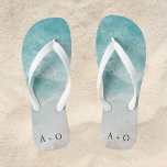 Beach Wedding Favor Flip Flops<br><div class="desc">Erhöhen Sie Ihre Hochzeit mit Personalisierten Gedreht Flop-Favoriten Fügen Sie eine Touch von Strandglück und Komfort zu Ihrer Hochzeit mit unseren Personalisierten Gedreht Flop-Favors. Diese köstlichen Gefallen bieten nicht nur eine Atempause für müde Füße, sondern zeigen auch Ihre Initialen und ein passendes Ozeandesign und machen sie zu einem gepflegten Pfand...</div>