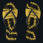 Beach Wedding Guest Danke Flip Flops<br><div class="desc">Hochzeit in schwarz und goldfarben Blume lei gemusterte Flipflops. Der Text auf jedem lautet "Danke für das Kommen!",  aber Sie können jeden Flipflop-Text individuell ändern,  um Ihre eigene Nachricht hinzuzufügen,  falls gewünscht. Sie sind ein lustiges Gästeschenk für Hochzeiten und Party auf der Insel Hawaii</div>