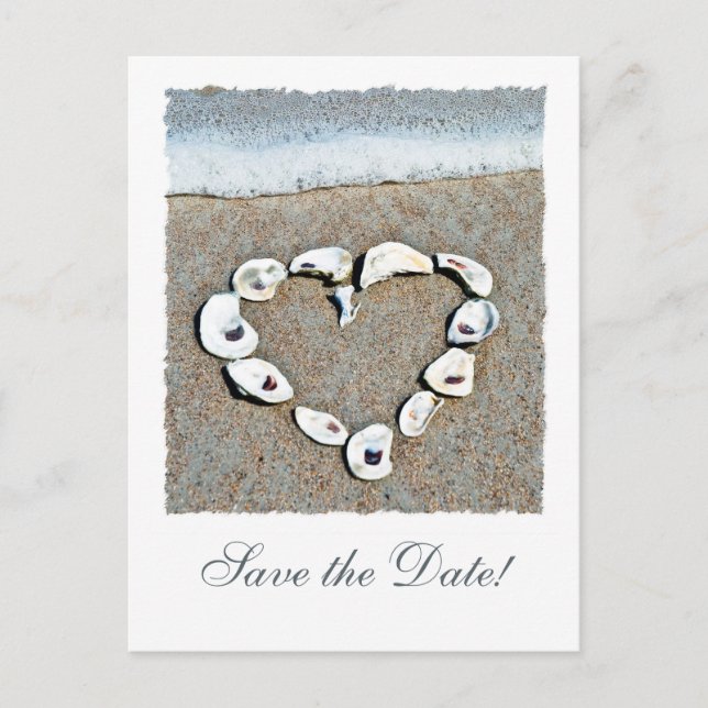 Beach Wedding Seashell Herz Save the Date Ankündigungspostkarte (Vorderseite)