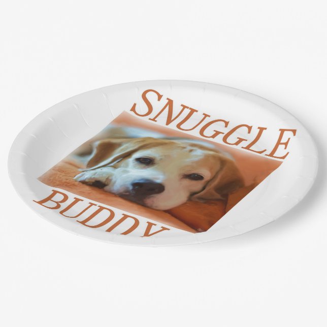 Beagle-Schnurrbart Pappteller (Schrägansicht)