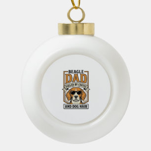 Beagle-Vater, angetrieben von Kaffee und Hundefell Keramik Kugel-Ornament