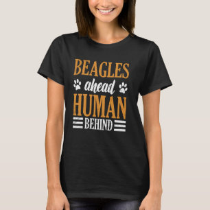 Beagle vor dem Menschen hinter Welpe Lover Beagle T-Shirt