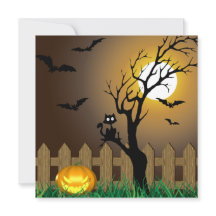 Beängstigende Halloween-Gartenlandschaft