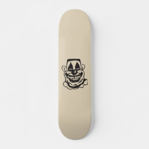 BEÄNGSTIGENDE SKATEBOARTEN SKATEBOARD