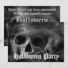Beängstigendes Gothic Skull-Halloween-Party Einladung