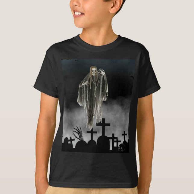 Beängstigendes Halloween. T-Shirt (Vorderseite)
