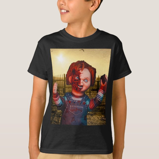 Beängstigendes Halloween. T-Shirt (Vorderseite)