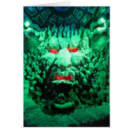 Beängstigendes Maskengefecht