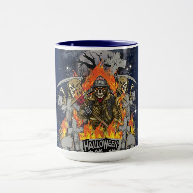 Beängstigendes Skelett in nächtlicher Halloween-Ta Tasse (Zentrum)