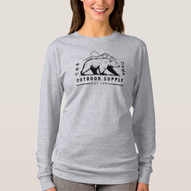 Bear adventure outdoor supply T-Shirt (Vorderseite)