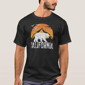 Bear California Bear Wildlife Sunset California T-Shirt