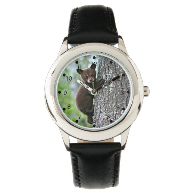 Bear Cub Climbing a Tree Armbanduhr (Vorderseite)
