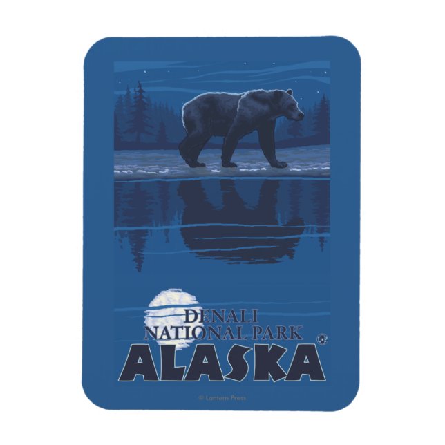 Bear in Moonlight - Denali National Park, Alaska Magnet (Vertikal)