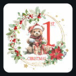 Bear Poinsettia Foliage Baby's First Christmas Quadratischer Aufkleber<br><div class="desc">In diesem Design präsentiert sich ein Teddybär mit Weihnachtsmannmütze und ein Weihnachtskranz mit Poinsettia,  grünem Blattwerk und roten Beeren. Sie können Text nach Ihren Anforderungen anpassen.</div>