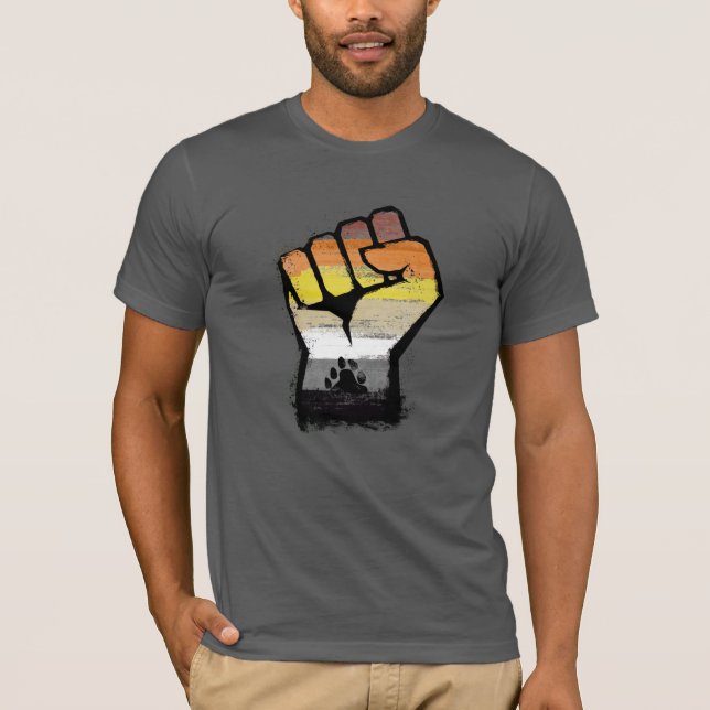Bear Pride Paw Fist T-Shirt (Vorderseite)