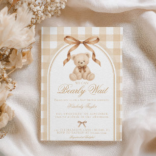 Bearly Wait Teddybär Beige Gingham Babyparty Einladung