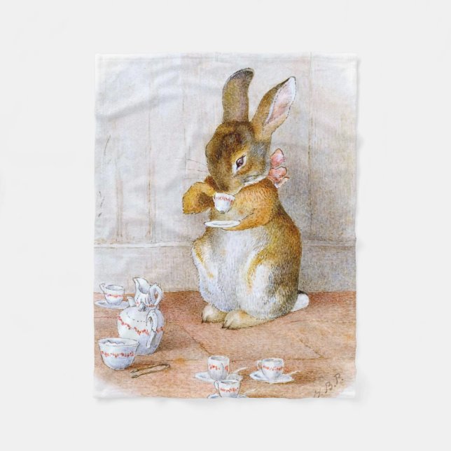 Beatrix Potter: Häschen-Mädchen-trinkender Tee Fleecedecke (Vorderseite)