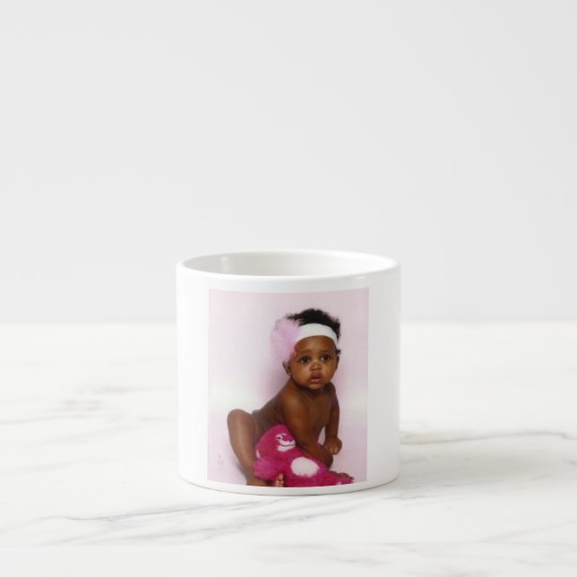 beau bébé sur la tasse (Devant)