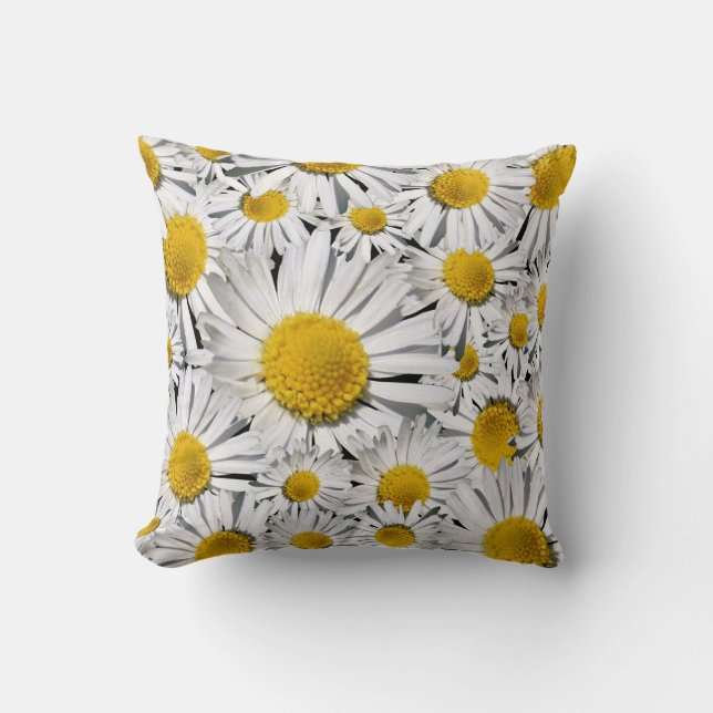 Beau Coussin blanc marguerrier ! (Recto)