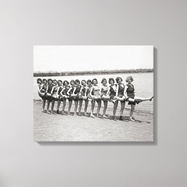 Beauties, 1923 leinwanddruck (Vorderseite)