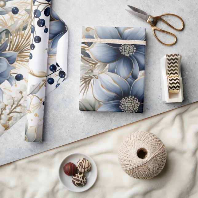 Beautiful Blue Christmas Floral Geschenkpapier (Kunsthandwerk)