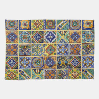 Beautiful Boho Talavera Tiles Geschirrtuch