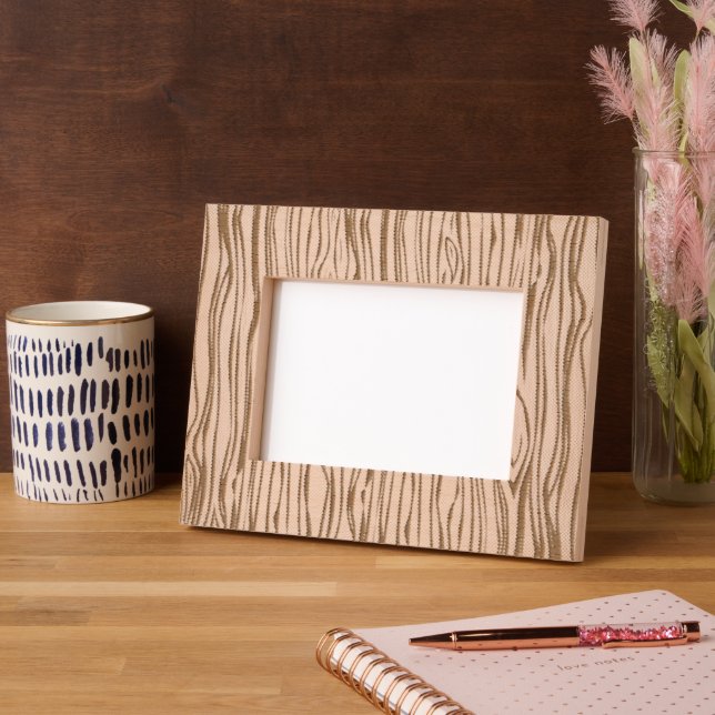 Beautiful Engraved Wood Frame Fits 5x7 Photos Perf Geätzte Rahmen (Linke Ecke)