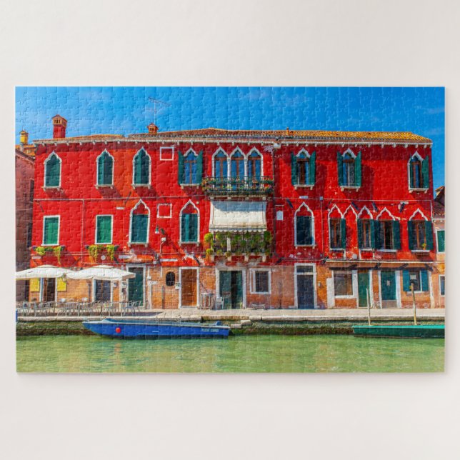 Beautiful facade of a palace in Venice (Horizontal)