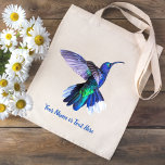 Beautiful Hummingbird Personalisiert Tragetasche<br><div class="desc">Dieser wunderschöne violette Säbel,  der Kolibris in einer anmutigen fliegenden Pose,  wird bestimmt gefallen. Sie können einfach mit einem Namen oder Text (z.B. World's Best Oma) personalisieren,  in lustiger,  moderner,  passender lila Typografie. Ein nettes Geschenk für Großmütter,  Schwestern,  Lehrer,  etc.,  sowie Vogelbeobachter und Kolibris-Liebhaber. Foto aufgenommen in Costa Rica.</div>