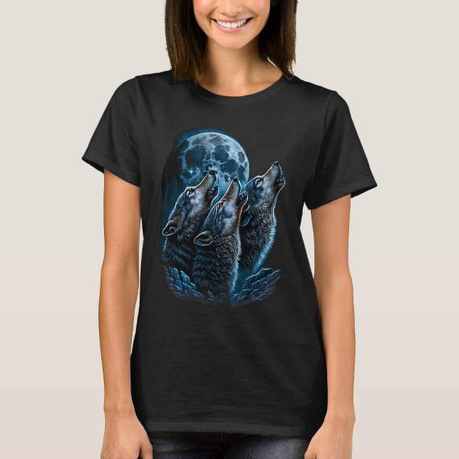 Beautiful Night Time Wolf Howling At Moon T-Shirt (Vorderseite)